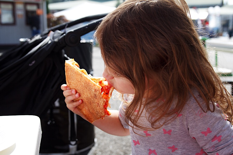 323CF8F5-5843-41DF-8449-04C849C0295C