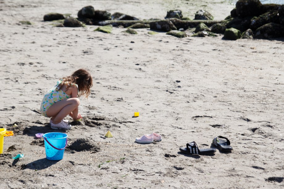 57B8DF32-AEFC-4DA6-BC9A-E85C9ABB556B